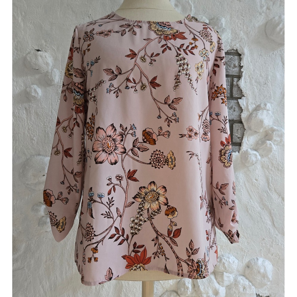 Maurices Womens Blush Pink Floral Roll Tab Sleeve Blouse Top Crew Neck Size M